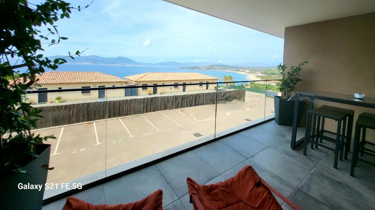 Appartement De Standing Bord De Mer Pietrosella Bagian luar foto