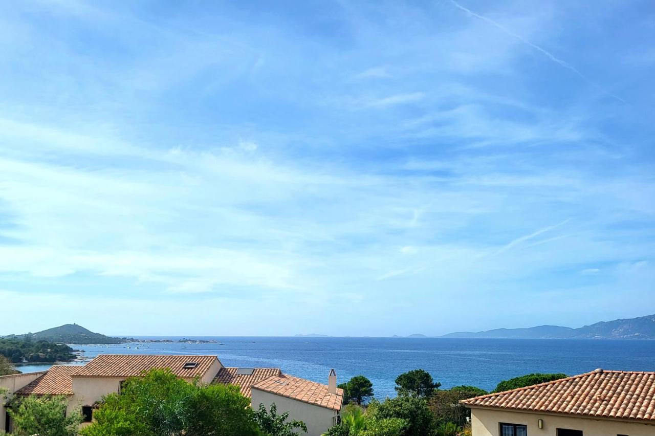 Appartement De Standing Bord De Mer Pietrosella Bagian luar foto