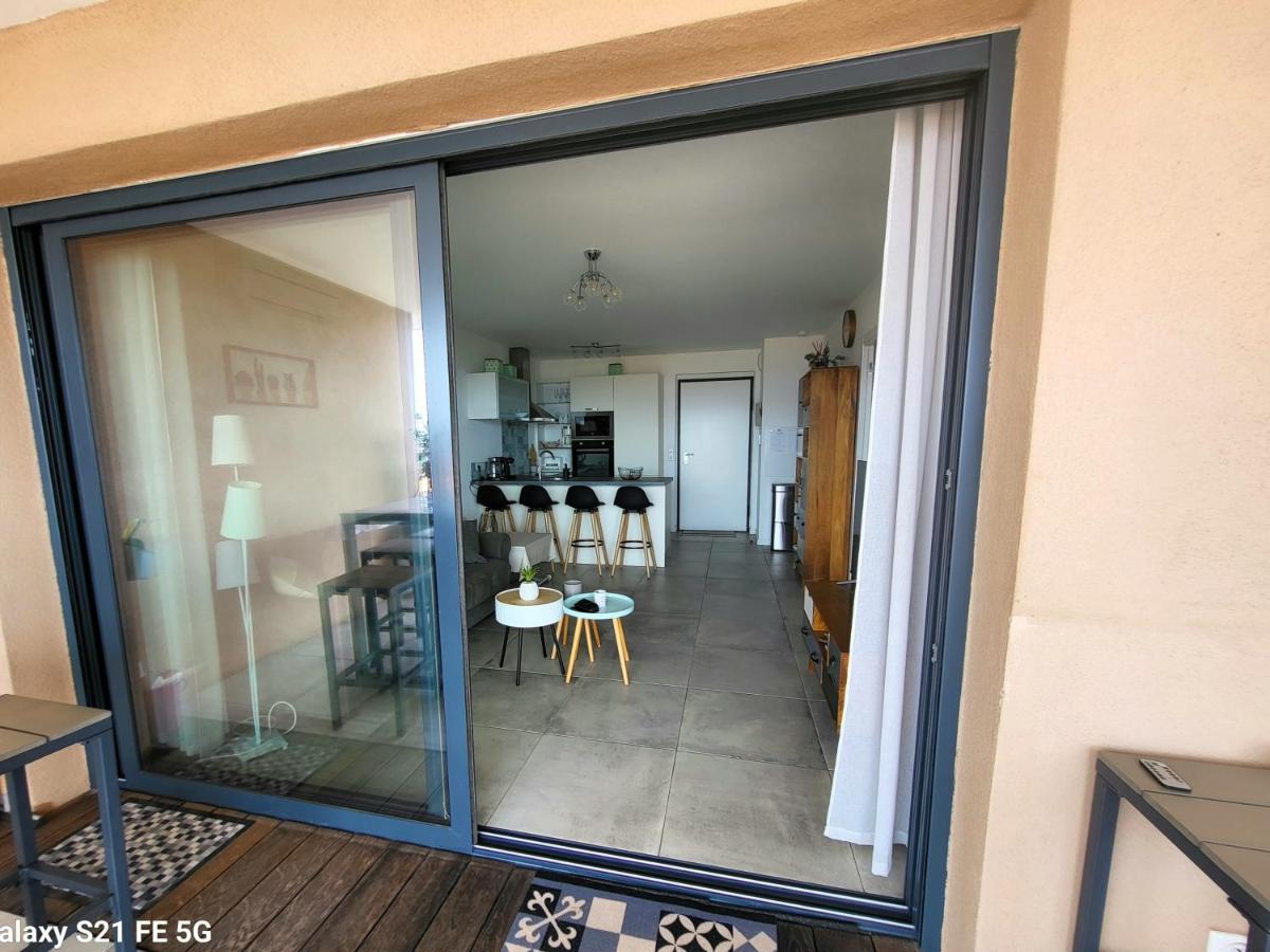 Appartement De Standing Bord De Mer Pietrosella Bagian luar foto